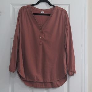 Long sleeve women's top